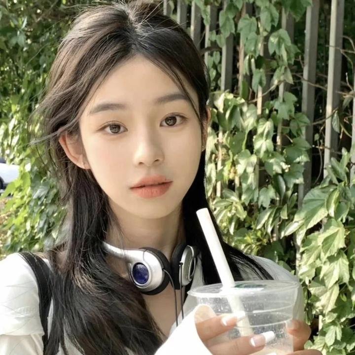 哺乳期的女人
